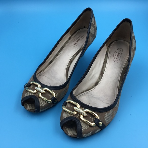 Coach Womens Brown Tan Gold Buckle Wedges Sz 7 - Picture 4 of 8